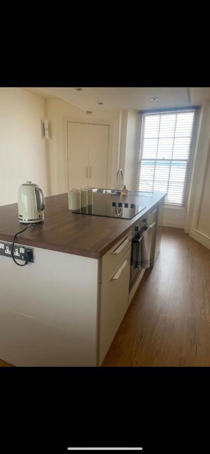 Caldey View- A Beautiful Flat In The Heart Oftenby Extérieur photo